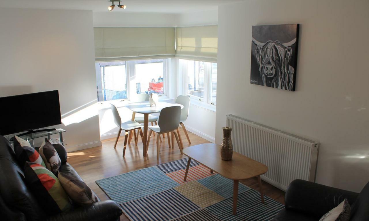 No.10 Apartment Сторноуей Екстериор снимка